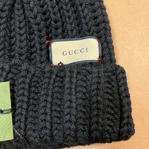 Gucci Knit Wool Logo Hat Women’s Size Medium - Picture 3 of 7